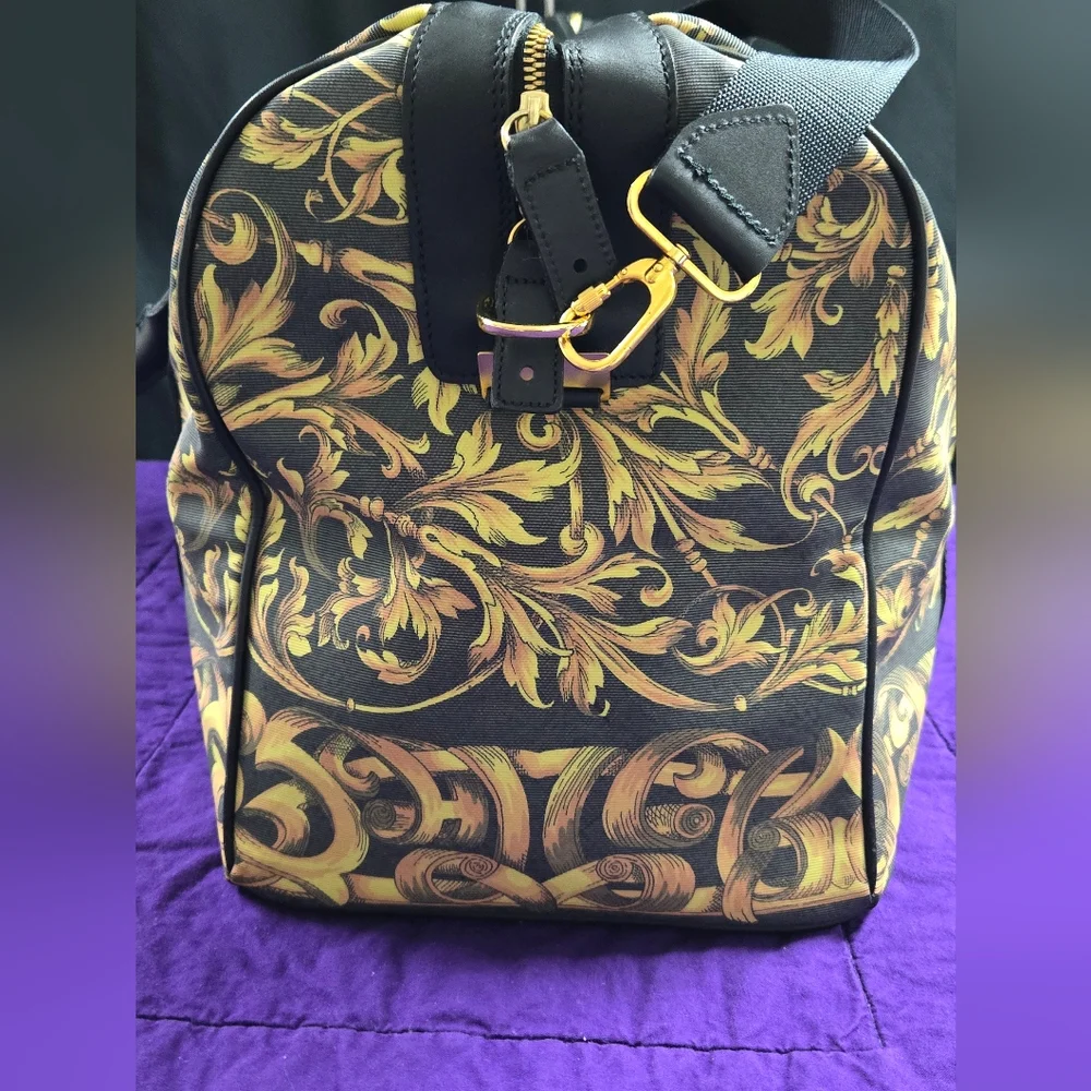 EUC GIANNI VERSACE VINTAGE BAROQUE PATTERN BLACK AND GOLD OVERNIGHT BAG - Picture 6 of 13